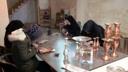 آموزش حضوری و مجازی ۲۴۵۰ هنرجو صنایع دستی در آذربایجان شرقی طی سال ۱۳۹۹